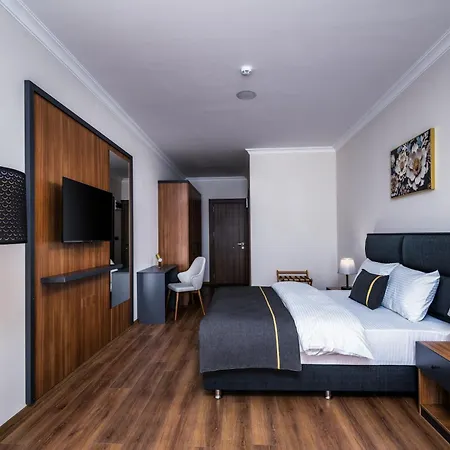 Hotel Sh Business Esmirna