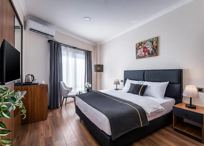 Hotel Sh Business